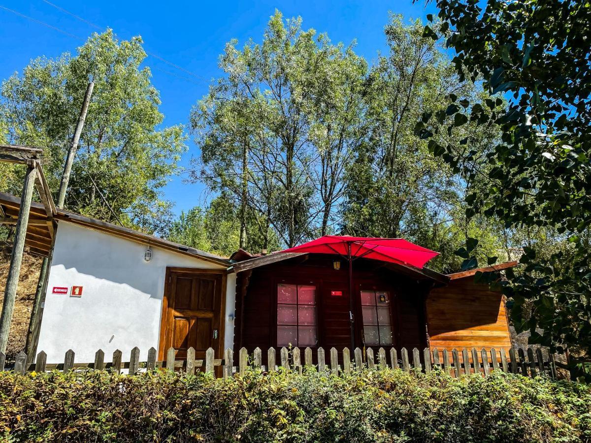 Vale de Pradinhos Bungalow "A Choupana" - Quinta Da Carvoica - Vale Pradinhos מראה חיצוני תמונה