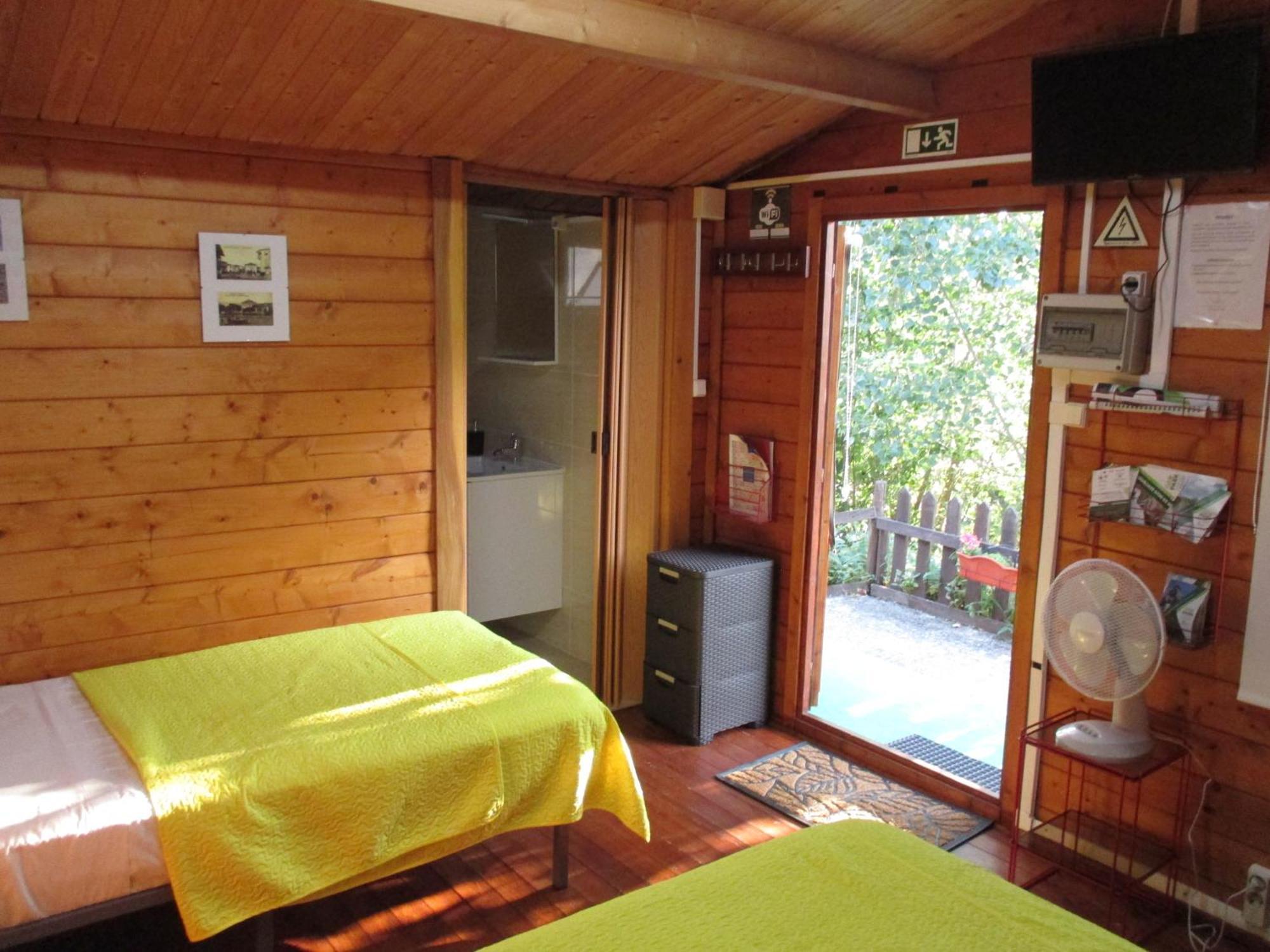 Vale de Pradinhos Bungalow "A Choupana" - Quinta Da Carvoica - Vale Pradinhos מראה חיצוני תמונה